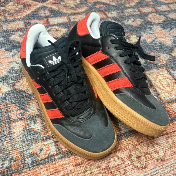 Adidas Black and Red Samba Sneakers size 8.5 women’s - Picture 3 of 13